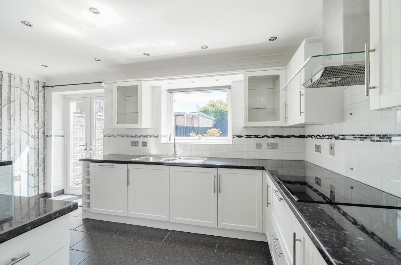 Glan Yr Afon Road, Sketty, Swansea
